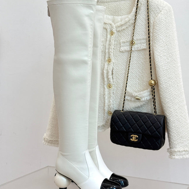CC PEARL HIGH BOOTS IN WHITE CALFSKIN