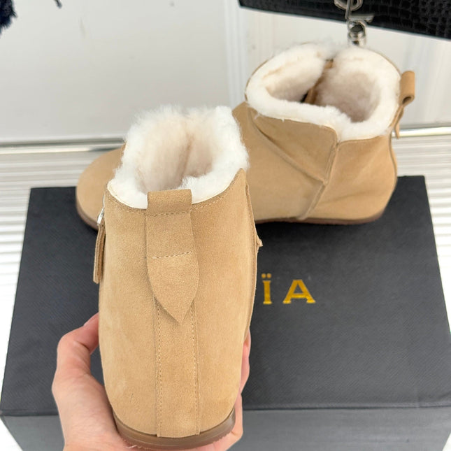 ALAIA 26S SNOW BOOTS IN DARK BEIGE SUEDE AND WOOL