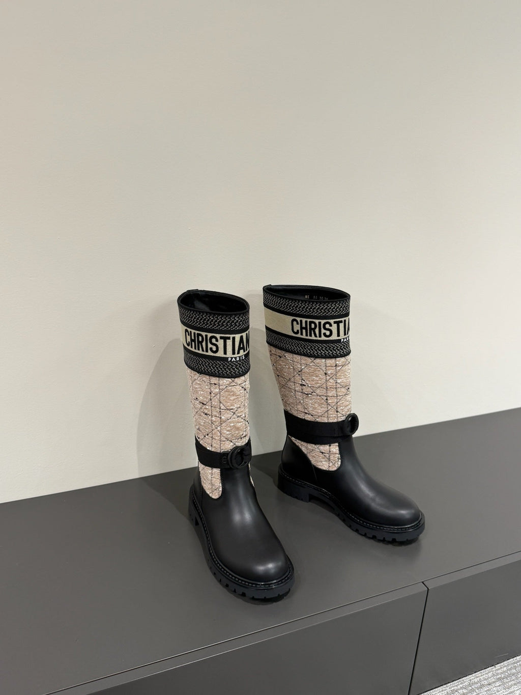 D-MAJOR BOOT TAUPE AND BLACK TECHNICAL FABRIC AND BLACK CALFSKIN