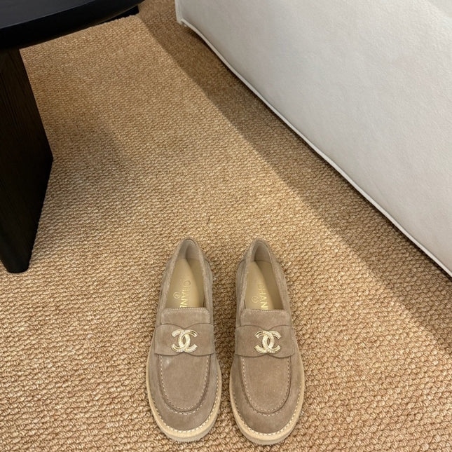 CHANEL 26S LOAFER IN TAUPE BROWN SUEDE CC LOGO