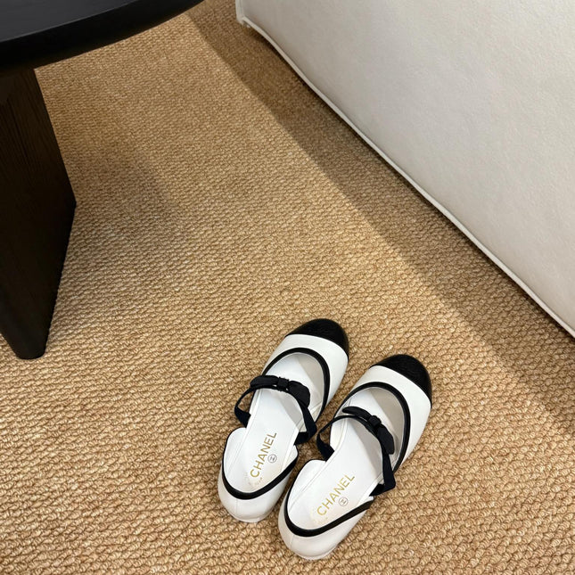 CHANEL 26S MARY JANE SLINGBACK FLATS IN WHITE AND BLACK CALFSKIN CAP TOE RIBBON STRAP