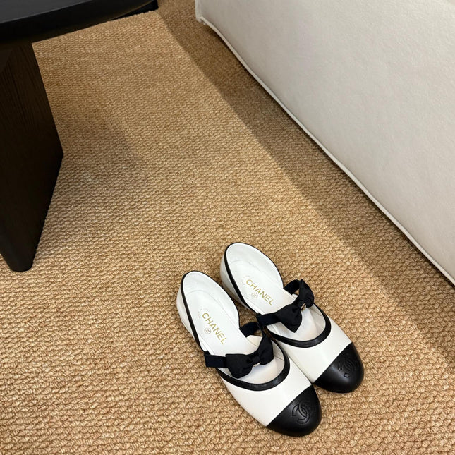 CHANEL 26S MARY JANE SLINGBACK FLATS IN WHITE AND BLACK CALFSKIN CAP TOE RIBBON STRAP