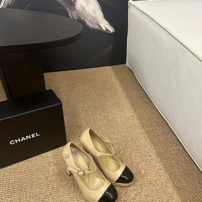 CHANEL 26S MARY JANE HEELS IN BEIGE CALFSKIN WITH BLACK CAP TOE