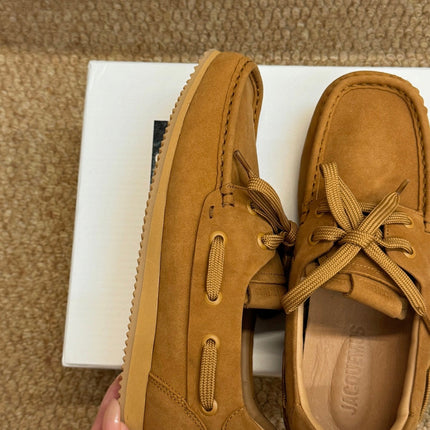 JACQUEMUS 26S LACE-UP LOAFERS IN BROWN SUEDE