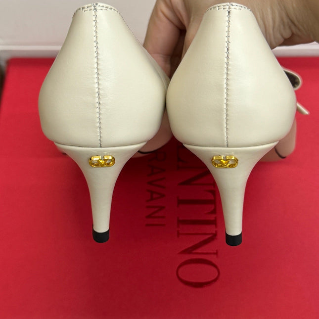 VALENTINO 26S HIGH HEEL SHOES IN OFF-WHITE CALFSKIN WITH BOW