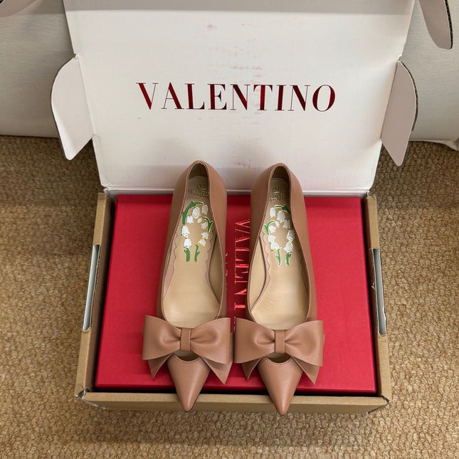 VALENTINO 26S HIGH HEEL SHOES IN NUDE PINK CALFSKIN WITH BOW