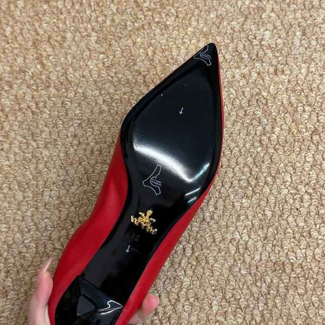 PRADA 26S POINTED TOE PUMPS 50MM IN RED CALFSKIN