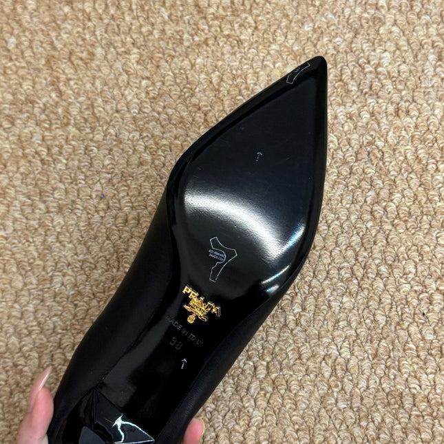 PRADA 26S POINTED TOE PUMPS 50MM IN BLACK CALFSKIN
