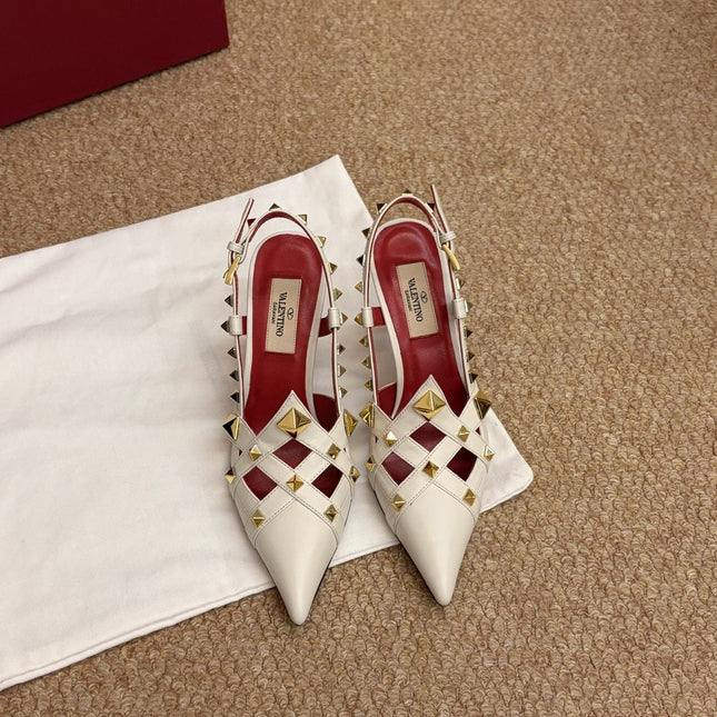 VALENTINO 26S ROCKSTUD SLINGBACK HEELS IN OFF-WHITE CALFSKIN