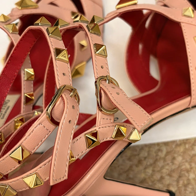 VALENTINO 26S OCKSTUD HEELS IN NUDE PEACH CALFSKIN