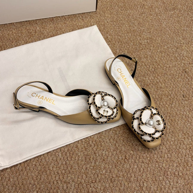 CHANEL 26S SLINGBACK FLATS IN BEIGE CALFSKIN CAMELLIA PEARL