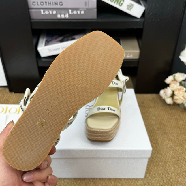 DIOR 26S ESPADRILLE WEDGE SANDAL IN BEIGE CANVAS AND CALFSKIN