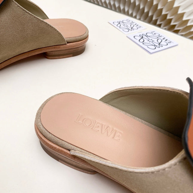 LOEWE 26S FLAT MULES IN BROWN CALFSKIN AND SUEDE