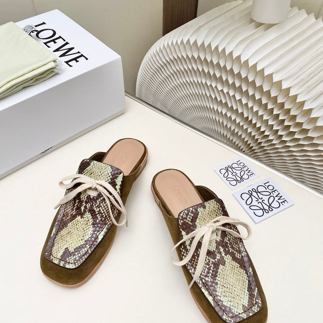 LOEWE 26S FLAT MULES IN SNAKESKIN-EMBOSSED CALFSKIN AND BROWN SUEDE