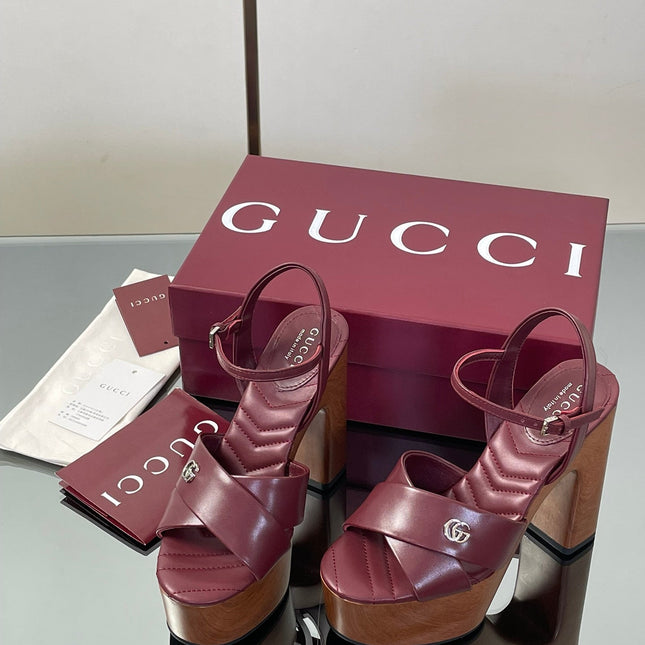 GUCCI 26S DOUBLE G LOGO PLATFORM SANDAL HEELS 130MM IN BURGUNDY RED CALFSKIN