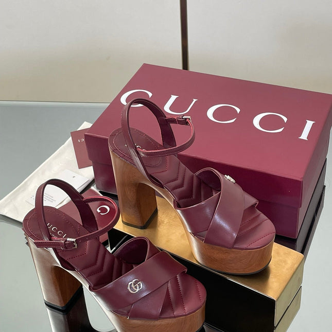 GUCCI 26S DOUBLE G LOGO PLATFORM SANDAL HEELS 130MM IN BURGUNDY RED CALFSKIN