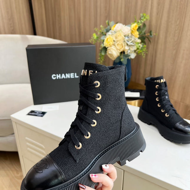 SHORT BOOTS IN BLACK TWEED AND CALFSKIN