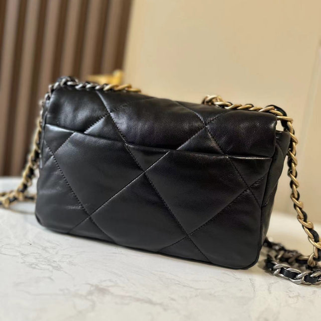 CHANEL 26S FLAP BAG 26 IN BLACK LAMBSKIN