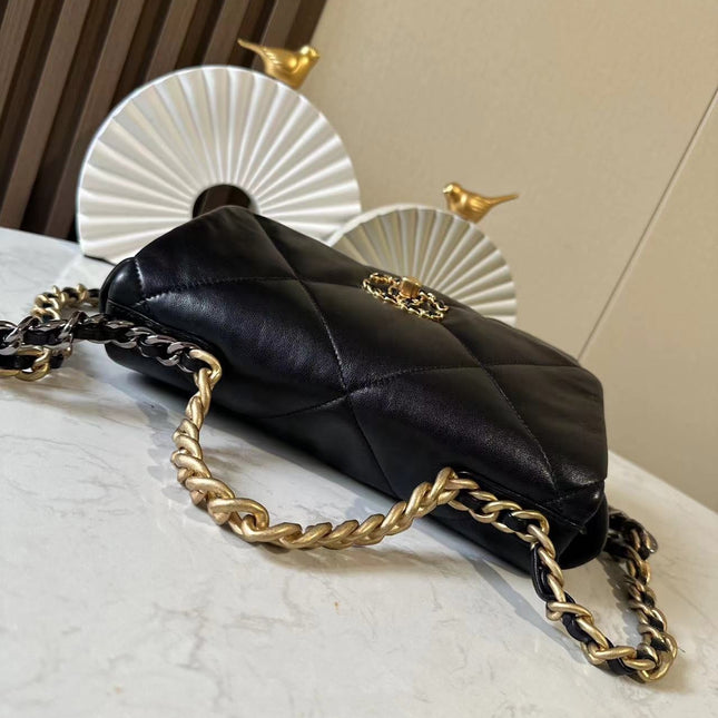 CHANEL 26S FLAP BAG 26 IN BLACK LAMBSKIN