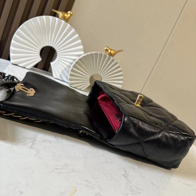CHANEL 26S FLAP BAG 26 IN BLACK LAMBSKIN