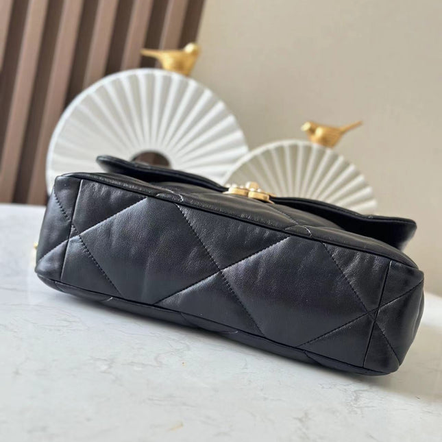 CHANEL 26S FLAP BAG 32 IN BLACK LAMBSKIN