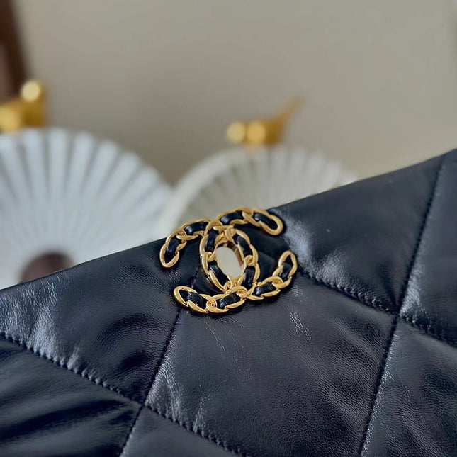 CHANEL 26S FLAP BAG 32 IN BLACK LAMBSKIN