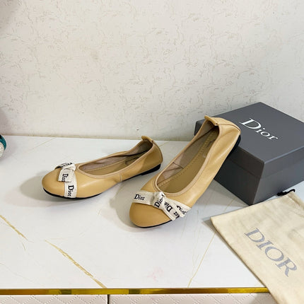 DIOR 26S BOW BALLET FLATS IN BEIGE CALFSKIN