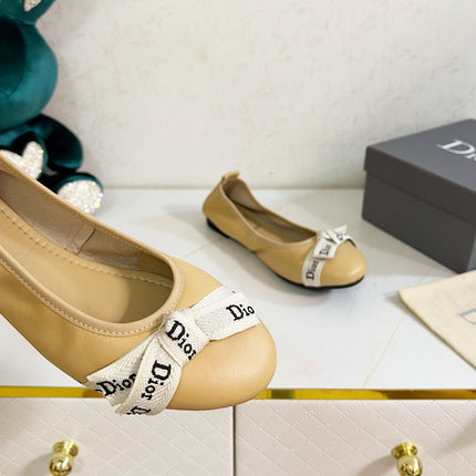 DIOR 26S BOW BALLET FLATS IN BEIGE CALFSKIN
