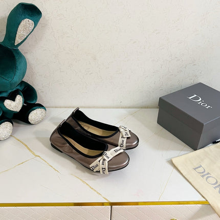 DIOR 26S BOW BALLET FLATS IN TAUPE METALLIC CALFSKIN