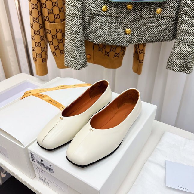 THE ROW 26S SQUARE TOE BALLET FLATS IN IVORY WHITE CALFSKIN