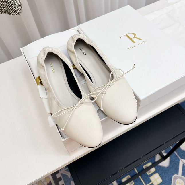 THE ROW 26S BALLET FLATS IN IVORY WHITE CALFSKIN ELASTIC TRIM WITH BOW