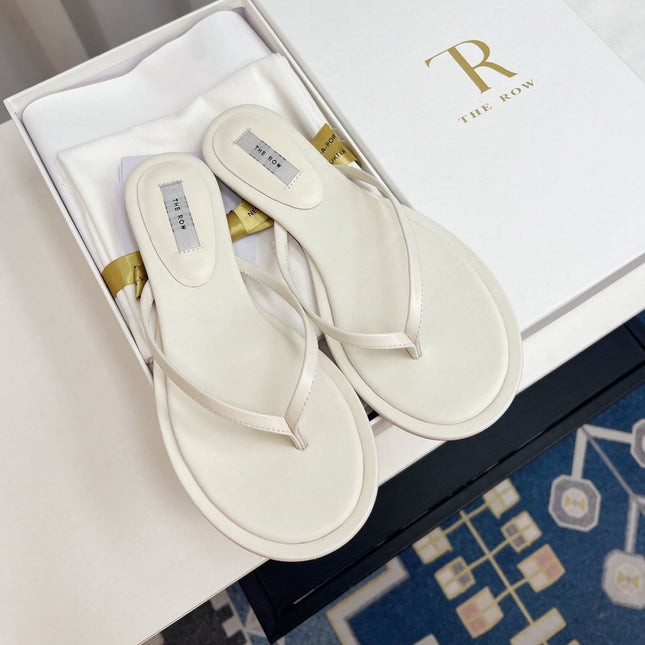 THE ROW 26S THONG SANDALS IN WHITE CALFSKIN