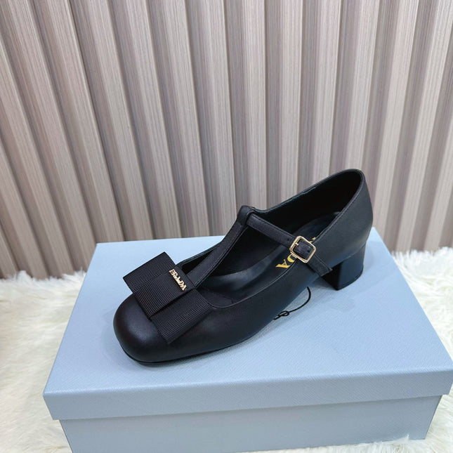 PRADA 26S T-STRAP MARY JANE PUMPS 40MM IN BLACK CALFSKIN WITH BOW