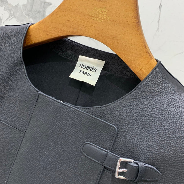 HERMES 25S LEATHER JACKET WITH LEATHER SHORTS 528564