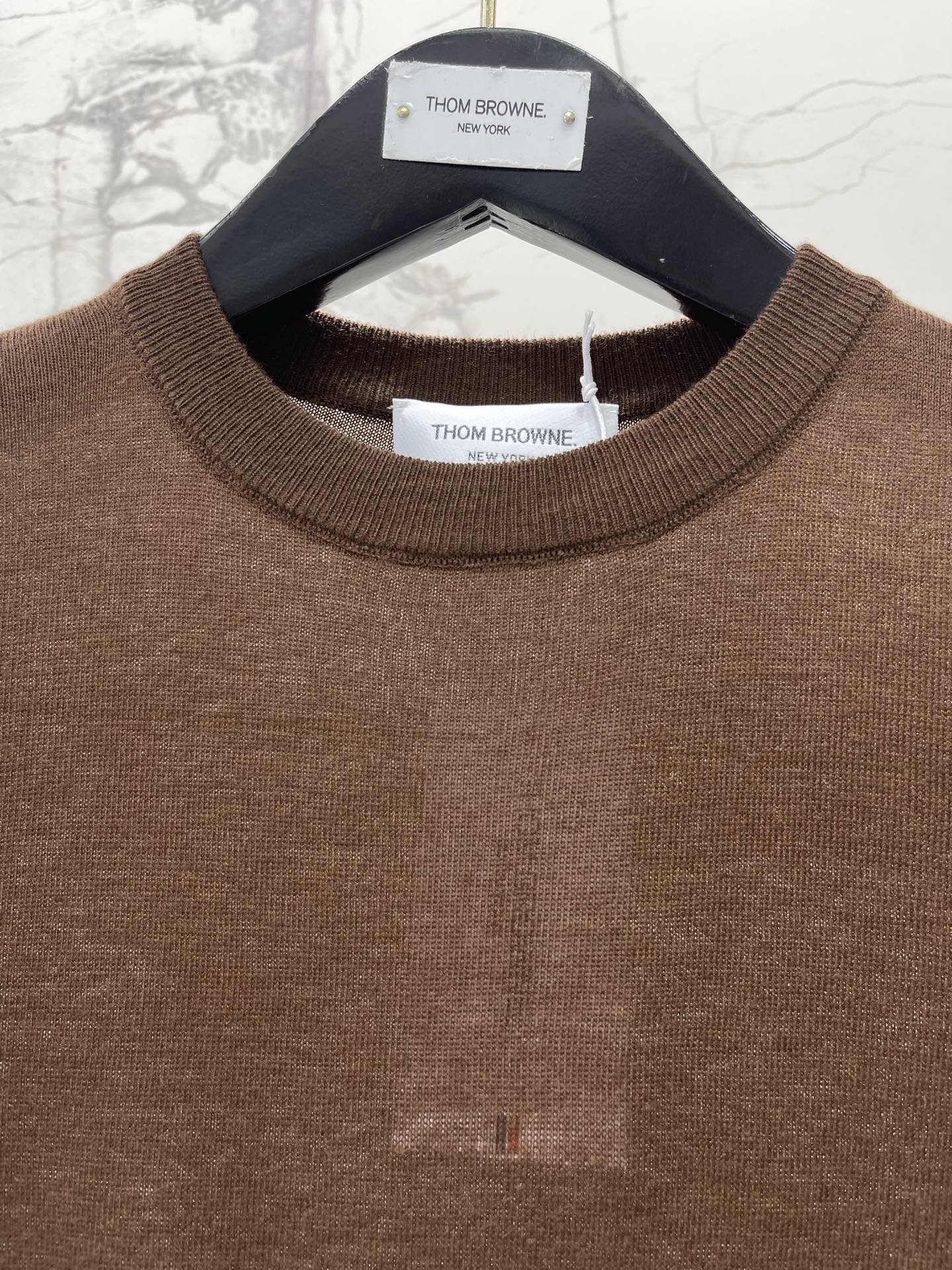 THOM 26S SHORT-SLEEVE KNIT TOP STYLE 224