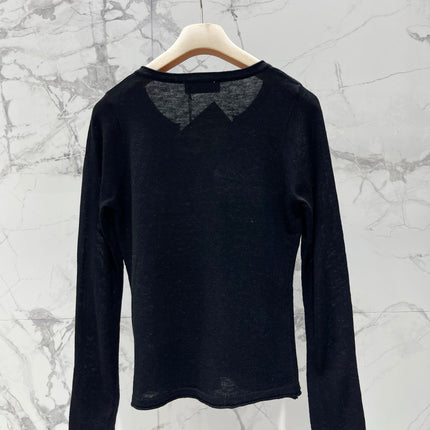 MIUMIU 26S V-NECK BUTTONED LONG-SLEEVE KNIT TOP 1430