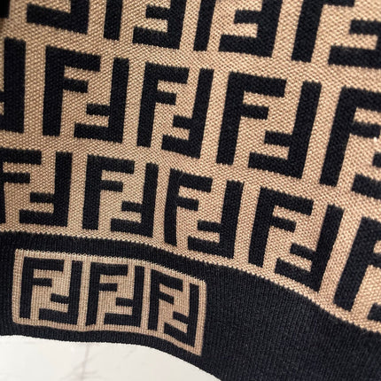 FENDI 26S CREWNECK KNIT SWEATER 544