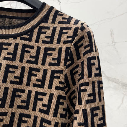 FENDI 26S CREWNECK KNIT SWEATER 544