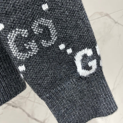 GUCCI 26S CREWNECK KNIT CARDIGAN 569