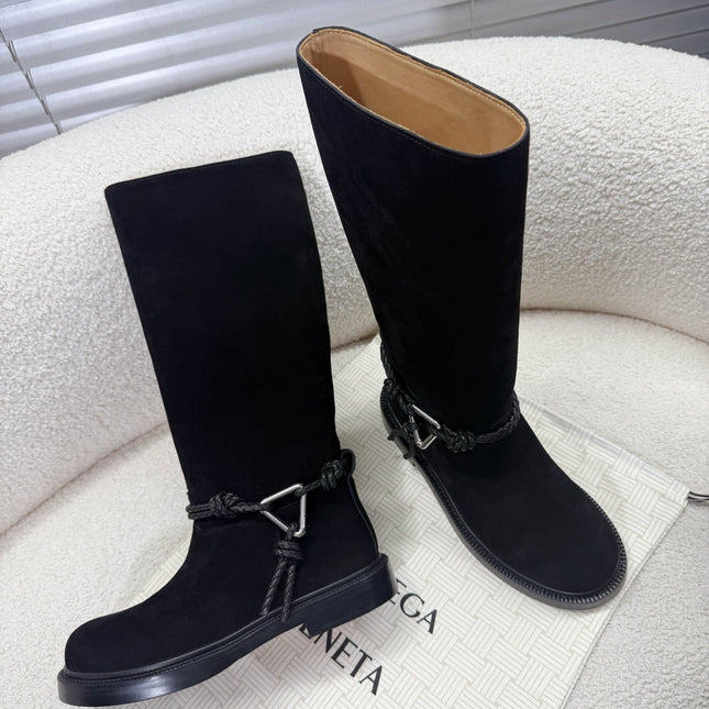 BOTTEGA VENETA 26S TALL BOOTS IN BLACK SUEDE WITH ROPE DETAIL