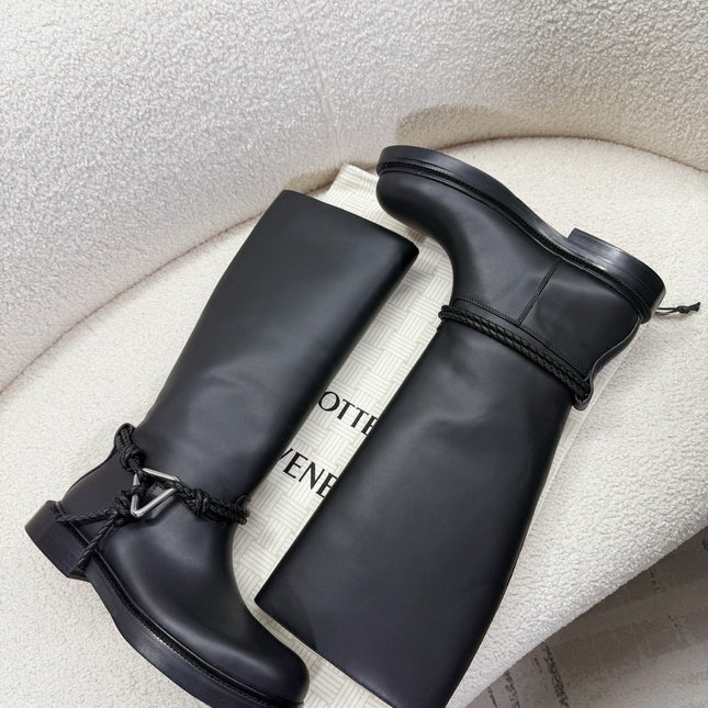 BOTTEGA VENETA 26S TALL BOOTS IN BLACK CALFSKIN WITH ROPE DETAIL