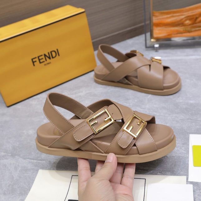 FENDI 26S FLAT SANDALS IN PALE BEIGE CALFSKIN