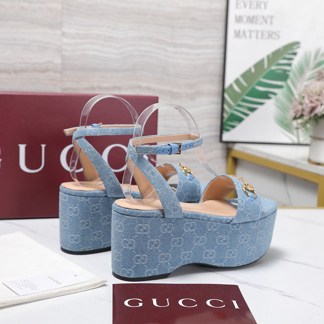 GUCCI 26S WEDGE SANDALS 80 MM IN LIGHT BLUE GG DENIM GOLD HARDWARE