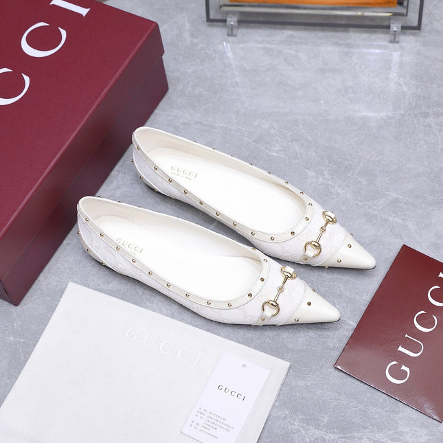 GUCCI 26S SAVOY BALLERINA FLATS IN WHITE CANVAS AND CALFSKIN WITH STUDDED TRIM