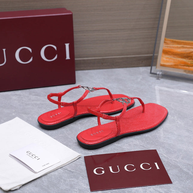 GUCCI 26S INTERLOCKING G THONG SANDALS IN CORAL RED LIZARD EMBOSSED CALFSKIN