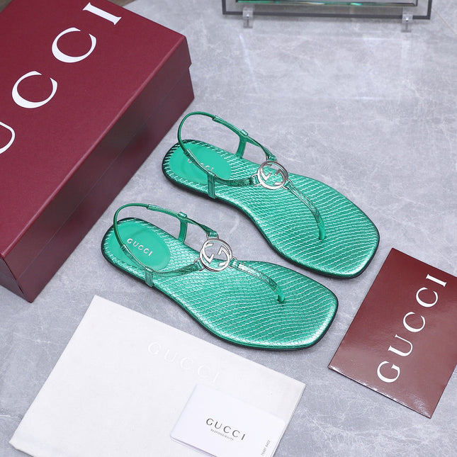GUCCI 26S INTERLOCKING G THONG SANDALS IN EMERALD GREEN LIZARD EMBOSSED CALFSKIN