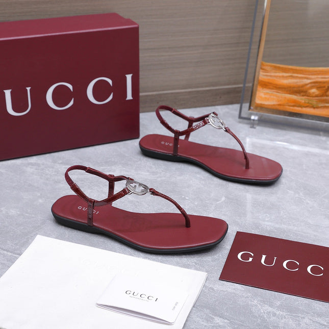 GUCCI 26S INTERLOCKING G THONG SANDALS IN BURGUNDY RED CALFSKIN