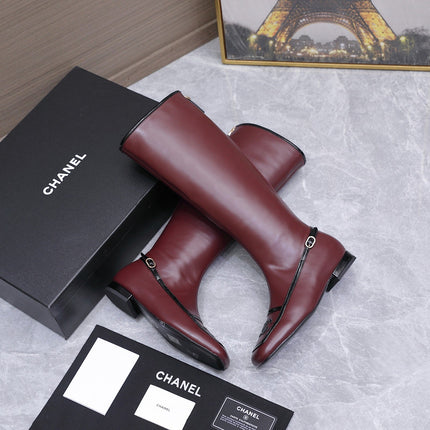 CHANEL 26S KNEE HIGH BOOTS IN BURGUNDY CALFSKIN WITH BLACK PATENT LEATHER TRIM AND CC LOGO ON TOE CAP