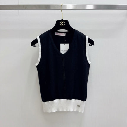 VALENTINO 26S SLEEVELESS V-NECK KNIT TOP 434