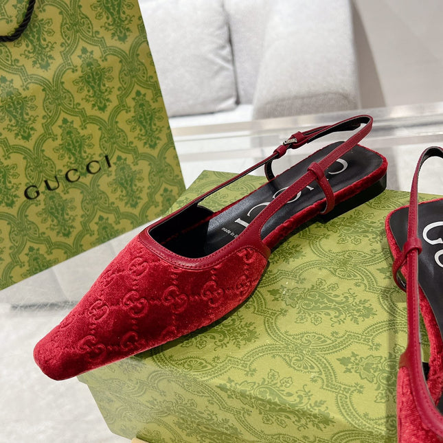 SLINGBACK FLATS IN CHERRY RED VELVET